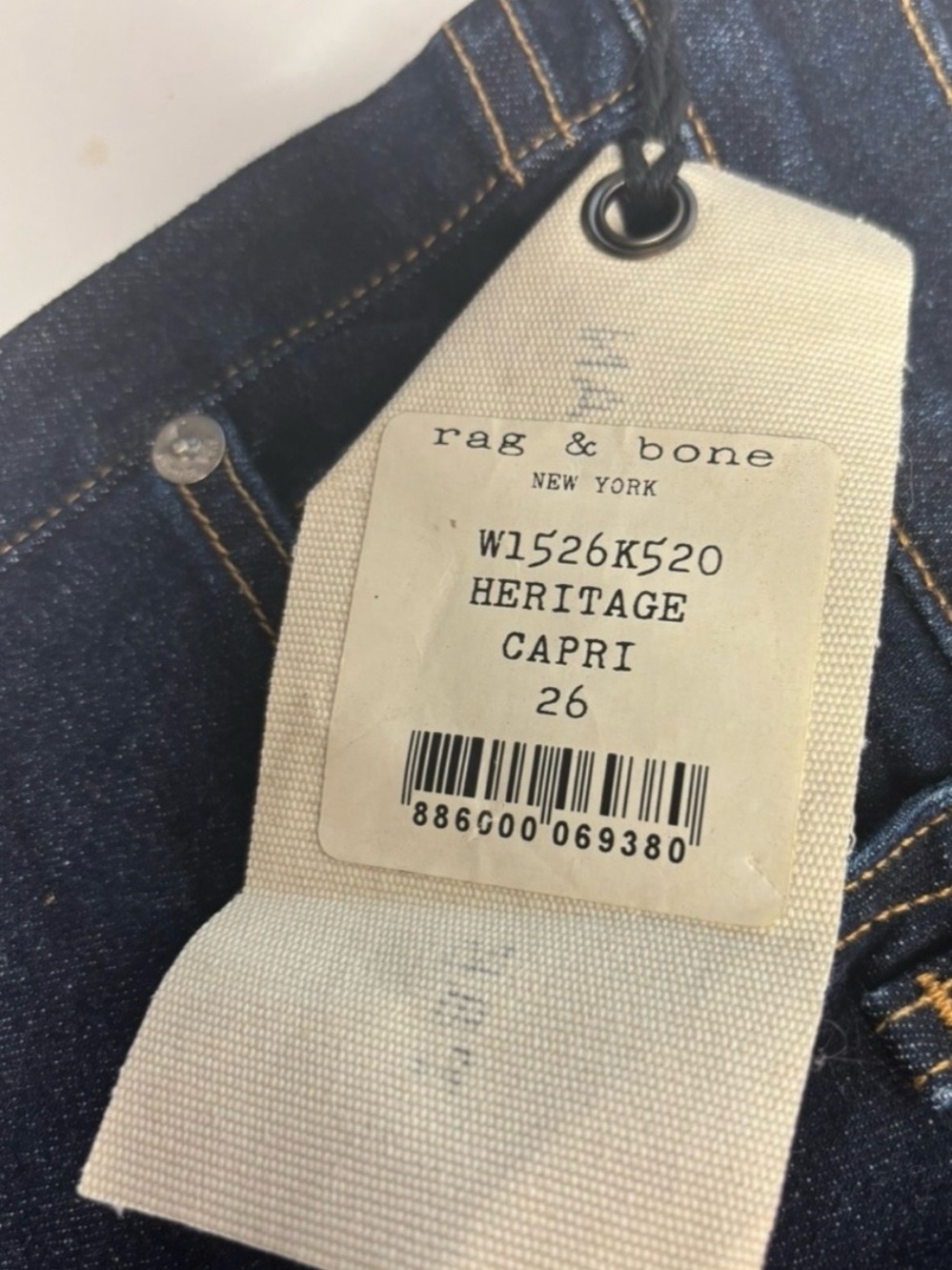 Rag & Bone Heritage Capri Jeans Dark Wash Size 26|
Cuffed Crop Denim - Picture 3 of 4